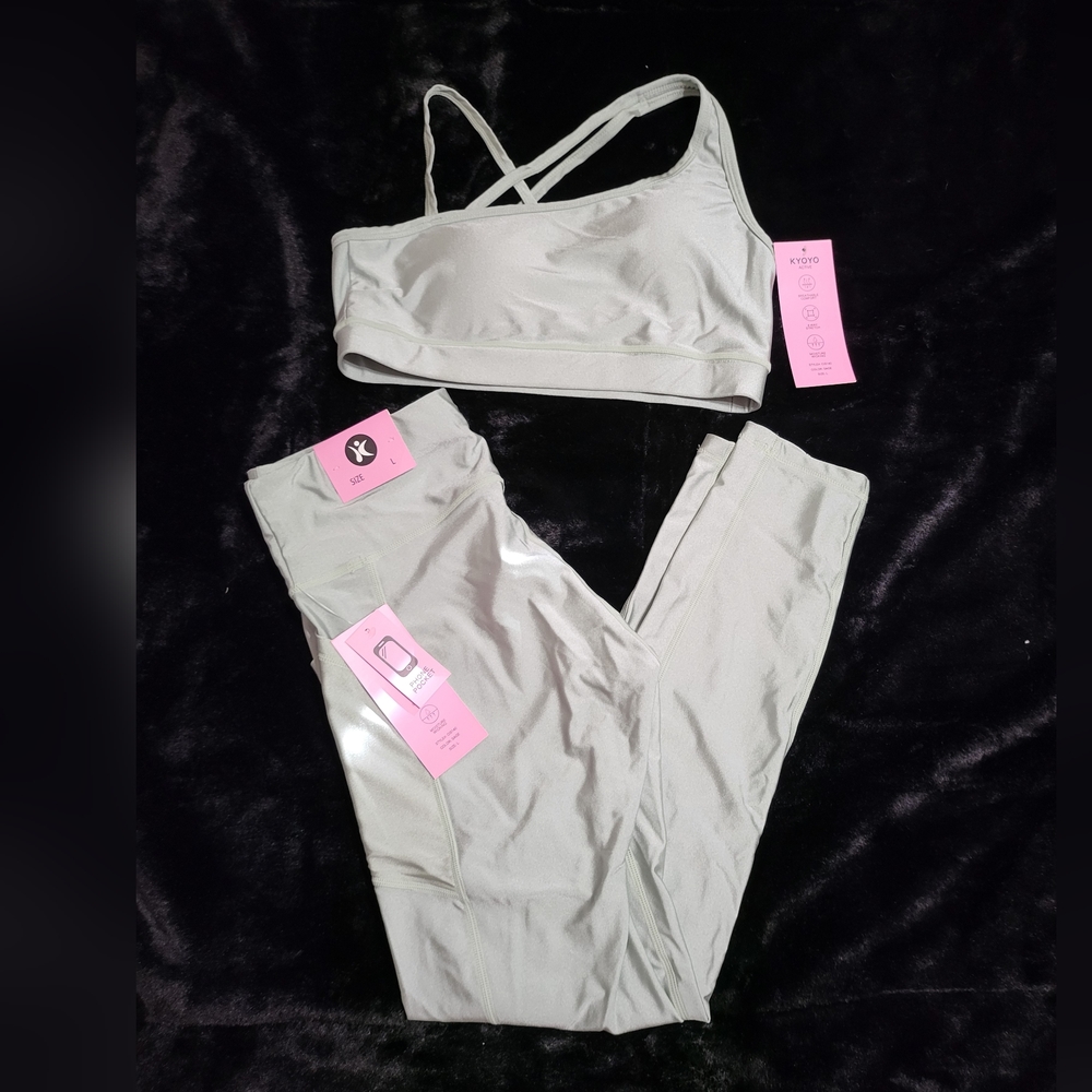 Stylish Gray Leggings Set